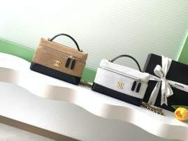 Picture of Chanel Handbags _SKUfw239863334fw